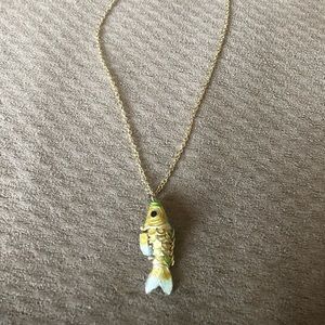 ⭐️3-$20 articulated fish necklace